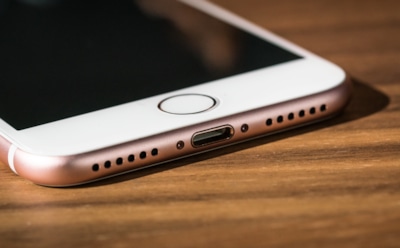 В России резко снизились цены на iPhone 7