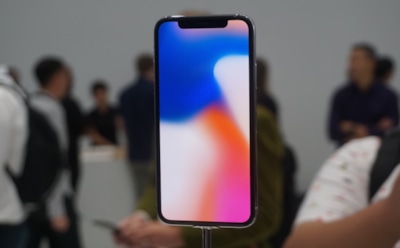 В Москве очередь за iPhone X стали занимать за двое суток