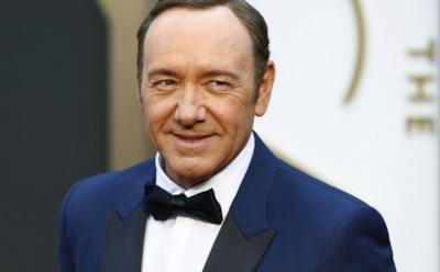 Коллеги Кевина Спейси по «Карточному домику» обвинили его в домогательствах