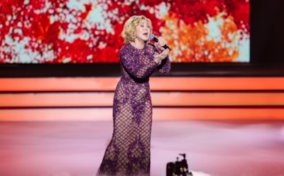 63-летняя Любовь Успенская поразила поклонников фото в кружевной пижаме