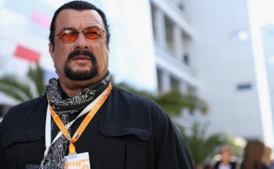 Стивена Сигала обвинили в сексуальных домогательствах