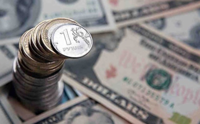 Прогноз курса доллара на конец 2017 года: рубль ослабнет