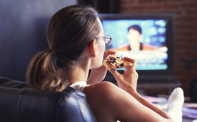Регулярный просмотр телевизора опаснее, чем считалось ранее – ученые
