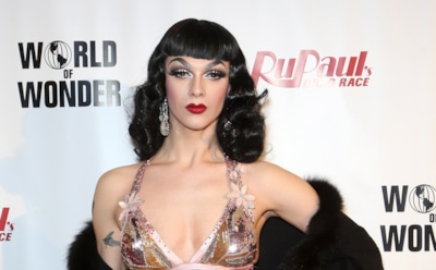 В Британии модель-трансвестит рекламирует женское белье