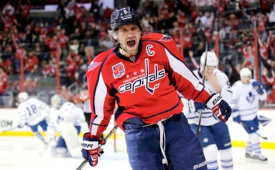 Александр Овечкин получил «кровавую» травму в матче НХЛ