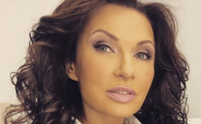 Эвелина Бледанс порадовала поклонников откровенными фото в бассейне