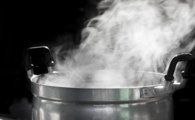 В России женщина опрокинула на себя горячий суп и умерла