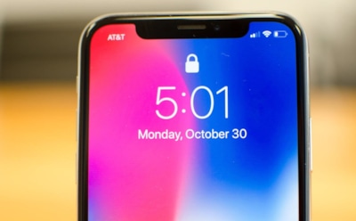 Владельцы iPhone X жалуются на зависающий экран