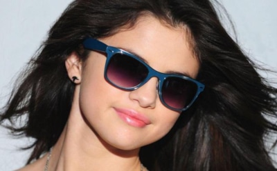 Селена Гомес снялась в порочном образе подружки Дракулы