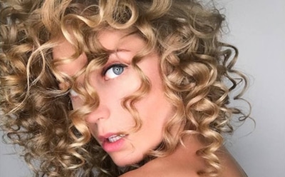 29-летняя Кристина Асмус показала упругие ягодицы в откровенном видео