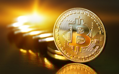 Биткоин пробил отметку в $11 тысяч