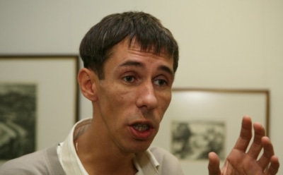 Алексей Панин устроил провокацию фотографией с собакой