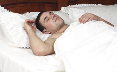 Ученые назвали главную опасность постельного белья