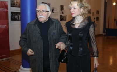 Цымбалюк-Романовская пожаловалась в прокуратуру на Армена Джигарханяна