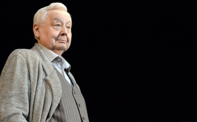 Олег Табаков вскоре выйдет на театральную сцену