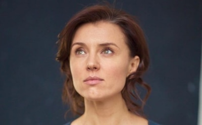 Ксению Алферову ужаснули продавцы косметики с «клеймом» на лице