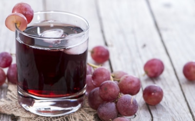 Ученые: фруктовый сок вызывает серьезное заболевание у детей