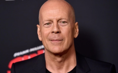 Дочери Брюса Уиллиса разделись для эпатажного портрета в ванной