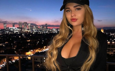 Анастасия Квитко показала аппетитную фигуру на пляже