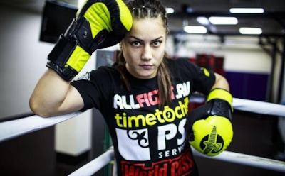 Чемпионка мира по боксу из Казахстана снимется в «Игре престолов»