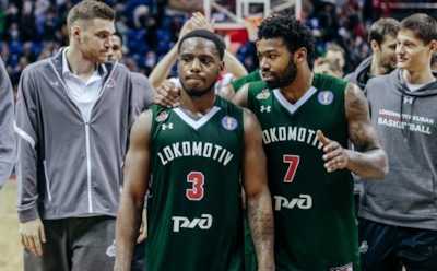 Баскетболисты краснодарского клуба перепели хит «Стекловаты»