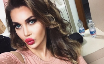 Шведка сделала более 100 операций ради сходства с Барби