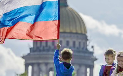 Опрос: более 80% россиян довольны своей жизнью