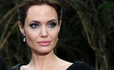 СМИ: у Анджелины Джоли роман с режиссером из Камбоджи