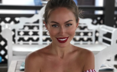 Галинка Миргаева поделилась архивным фото в купальнике