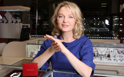 58-летняя Лариса Вербицкая похвасталась стройными ногами