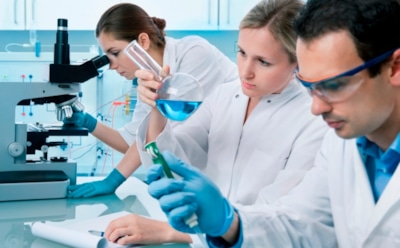 В Саратове ученые создали из ядовитого растения лекарство от рака