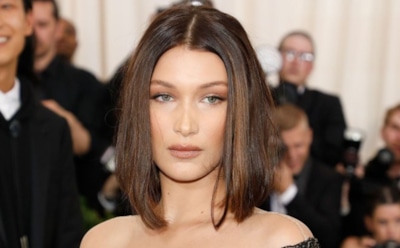 Беллу Хадид раскритиковали за «голую» фотосессию с животными