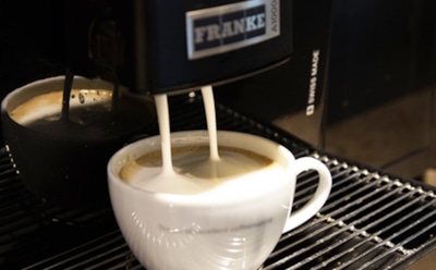 Ученые: растворимый кофе из автоматов может вызвать рак