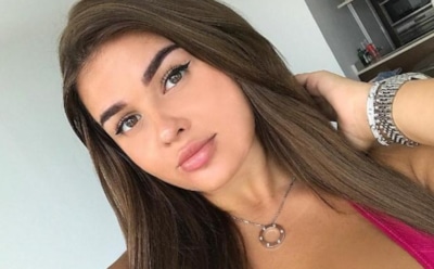 Анастасия Квитко показала бриллианты и грудь в обтягивающем топе