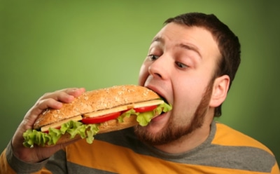 Ученые назвали смертельно опасные компоненты пищи