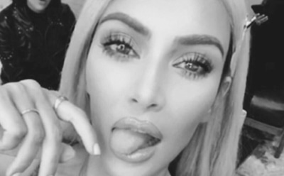 Ким Кардашьян показала, как ей делают макияж ягодиц