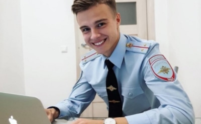 «Гламурный полицейский» переехал из Петербурга в Москву покорять шоу-бизнес