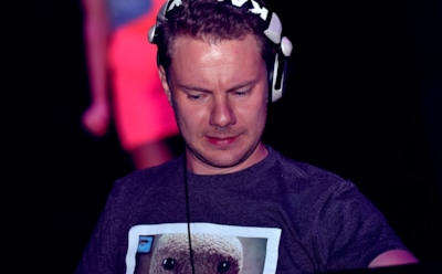 СМИ: экс-депутат "Единой России" жестоко избил диджея Smash в Перми