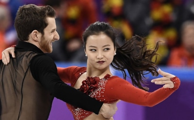 На Олимпиаде с 22-летней фигуристки во время выступления слетел топ