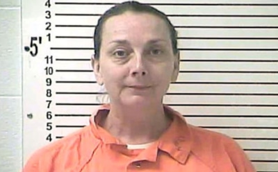 Жительница Теннесси объявила себя мертвой и нарекла Девой Марией