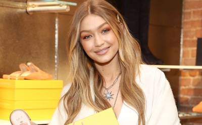 Джиджи Хадид опубликовала "одинокую" валентинку для поклонников