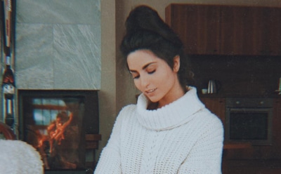 Фотомодель Ирина Дрейт показала сексуальные формы в мини-шортах