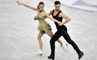 Французская фигуристка чуть не потеряла платье на Олимпиаде