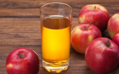 Ученые рассказали о вреде фруктового сока