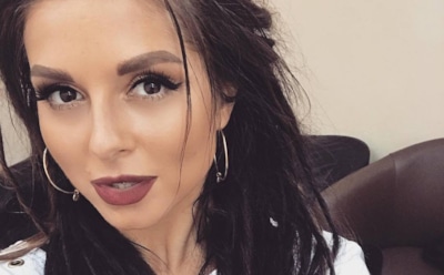 Нюша выложила пикантные фотографии со своими подругами