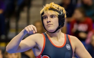 В США недовольны победой транссексуала в вольной борьбе среди девушек