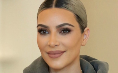 Ким Кардашьян впервые показала лицо новорожденной дочери Чикаго