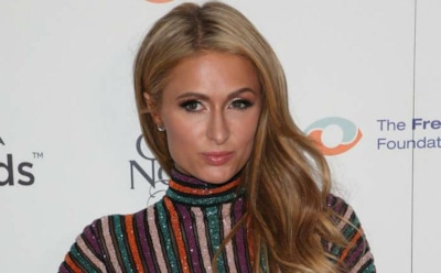 Пэрис Хилтон снялась топлес в образе "сексуального кролика"