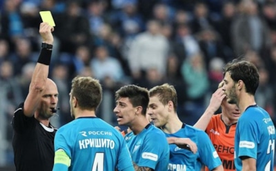 В футболе одобрены видеоповторы и четвертая замена