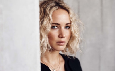 В Сеть выложили интимные фото Лоуренс со съемок «Красного воробья»